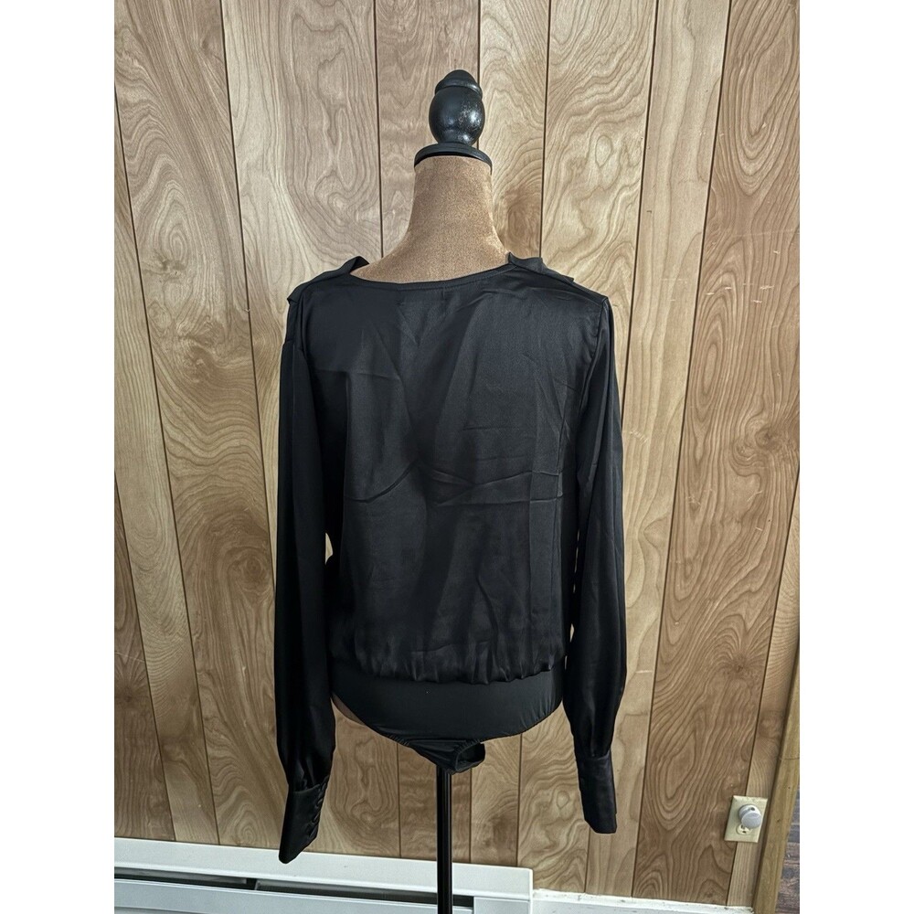 Nastygal Black Long Sleeve Cow Neck Bodysuit Size 4 Womens One Piece - Picture 2 of 3